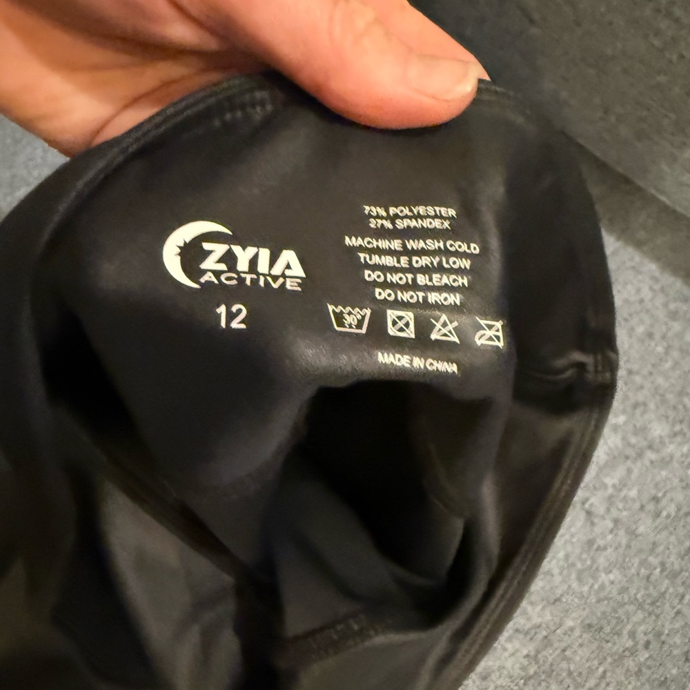 Zyia Active Black Leggings
